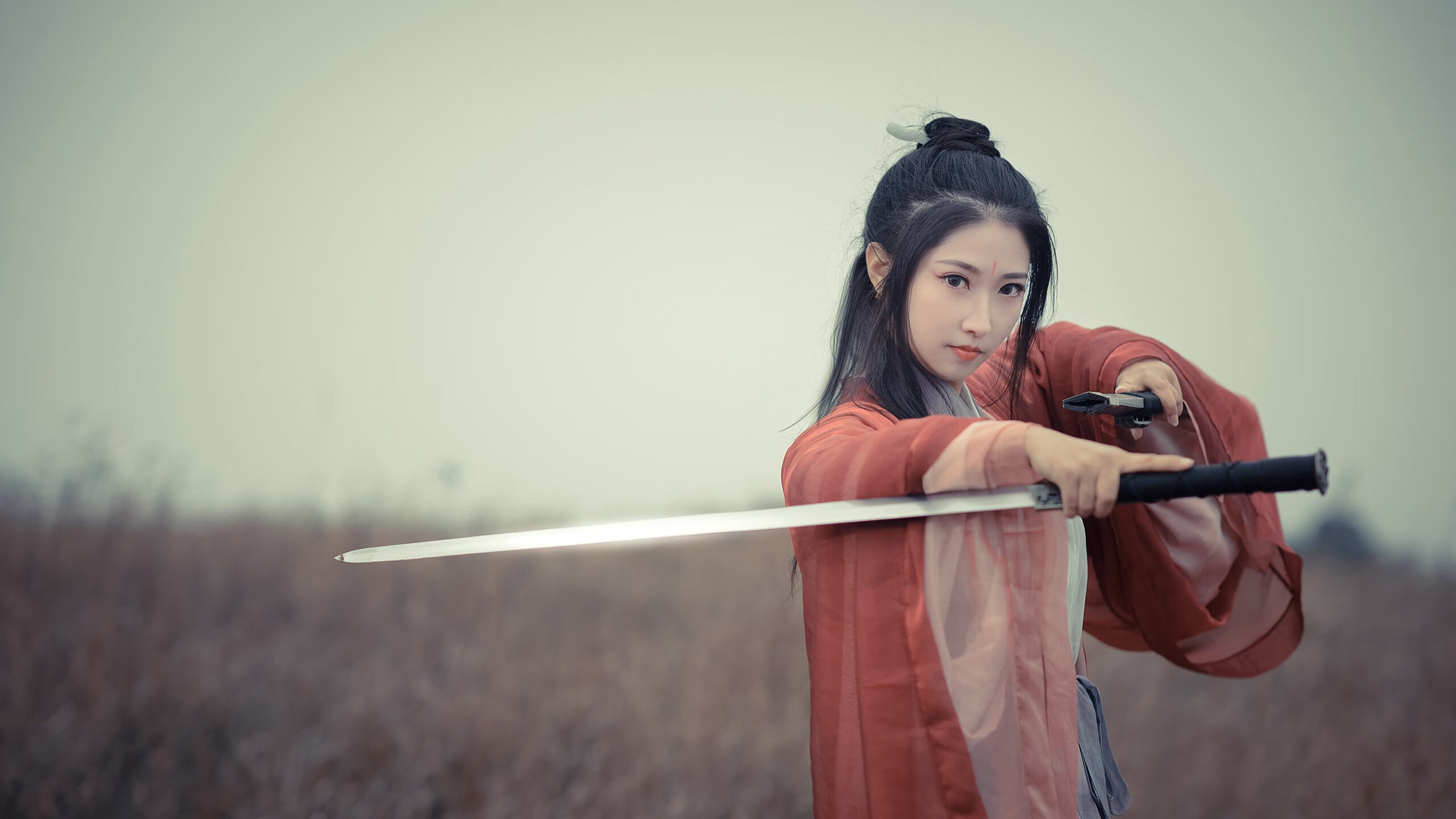 体能考验：运动员如何应对激烈比赛？，运动员如何克服赛前紧张