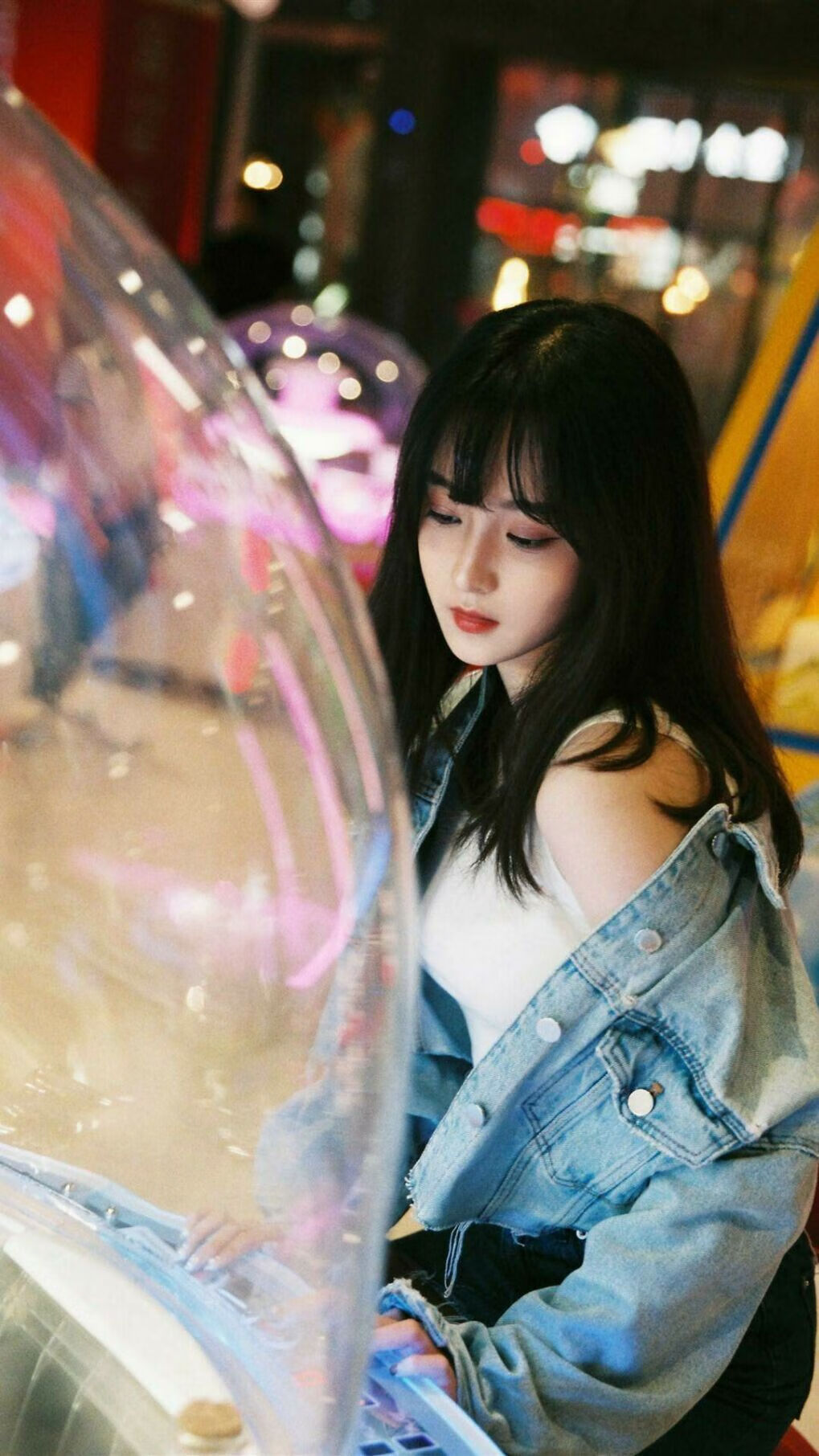 莱切在意甲联赛中成功保级，球队表现稳定。，莱切足球俱乐部现状