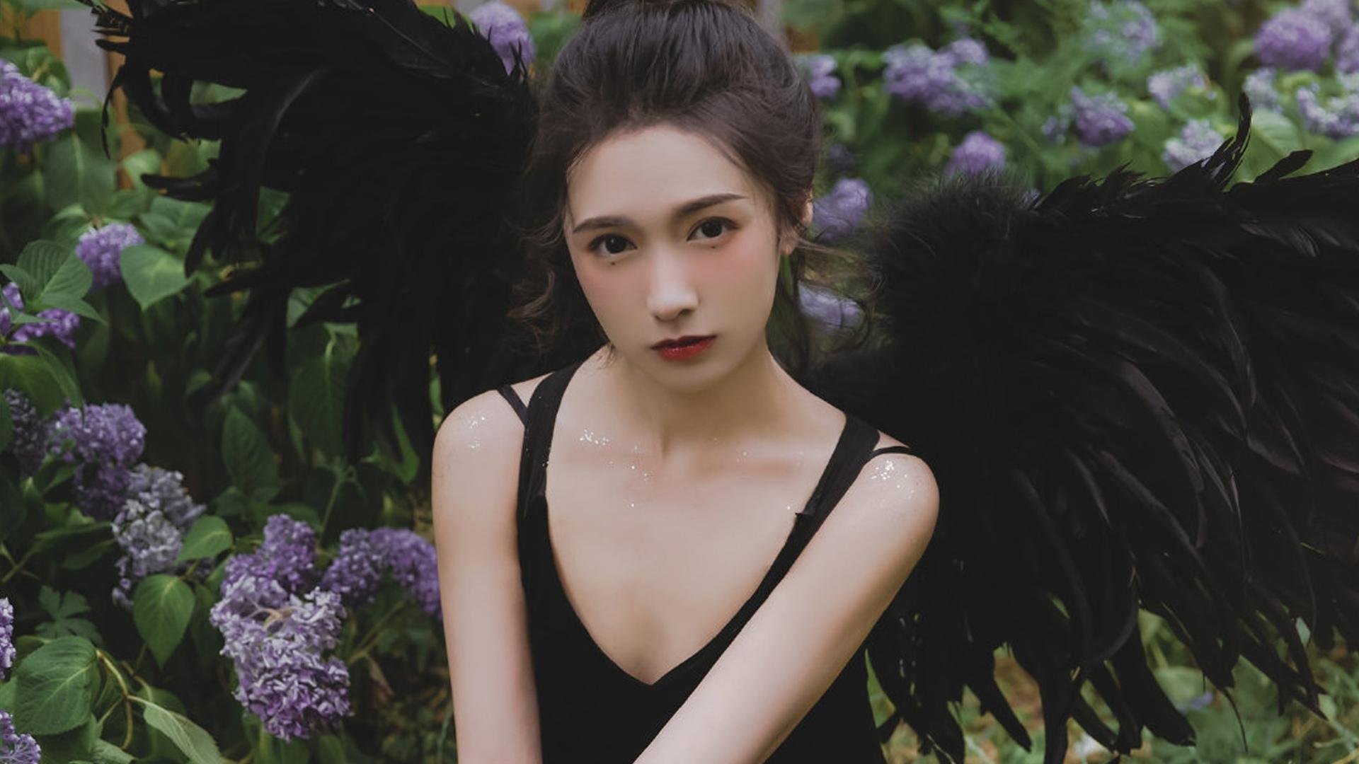 篮球旅游节在沿海城市举行，带动区域经济发展，篮球度假