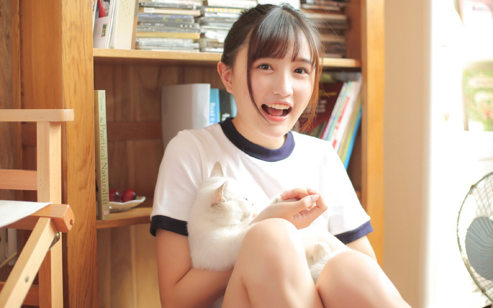 利兹联主场大胜伯恩茅斯,英超保级压力减轻,利兹联对