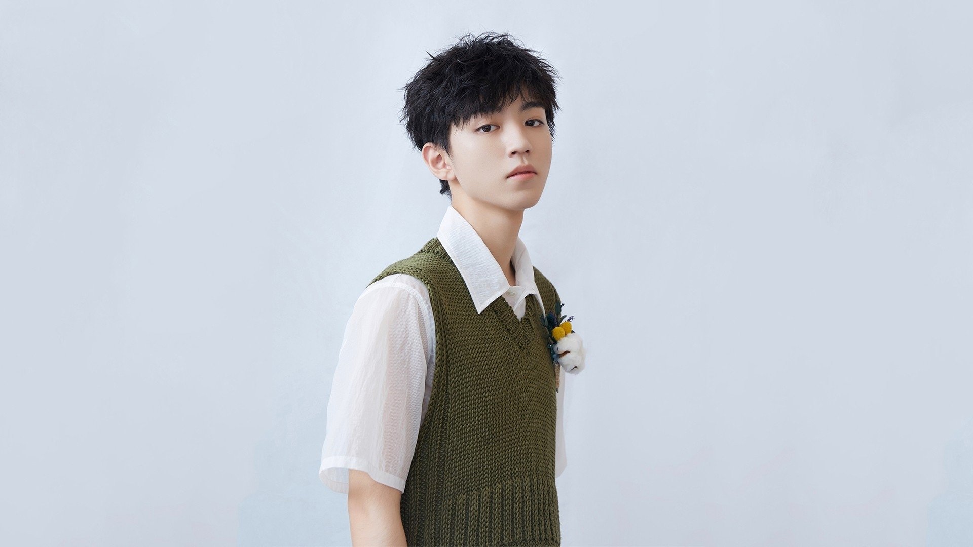 富力三球告负陷入低谷，被迫调整保级策略，富力球员全部名单