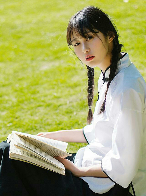 爱游戏体育APP下载-边路球员助攻效率是否比中路穿插更具威胁，边路足球是什么意思