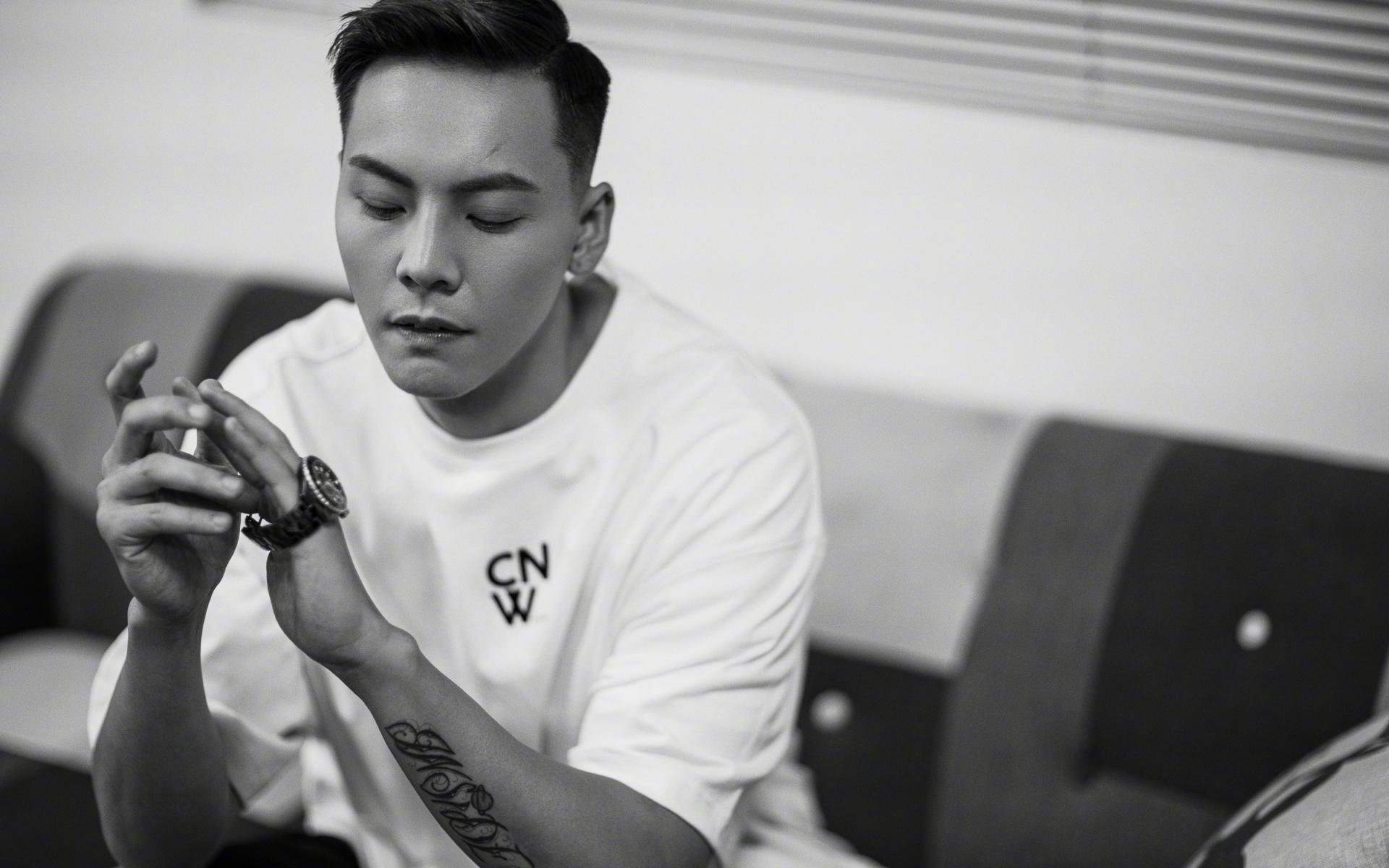 国际跳绳公开赛中国队上演四连冠，国际跳绳比赛中国队夺冠的新闻