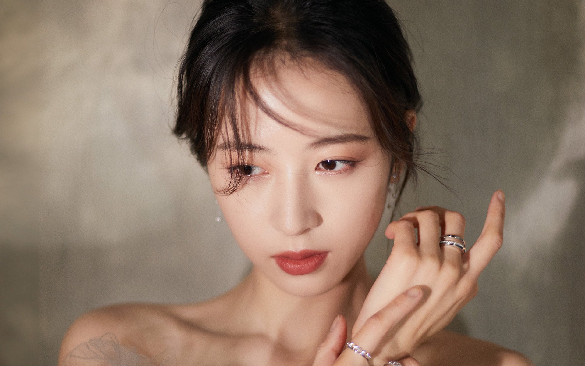 爱游戏app-利物浦新援融入迅速，力图在欧冠走得更远