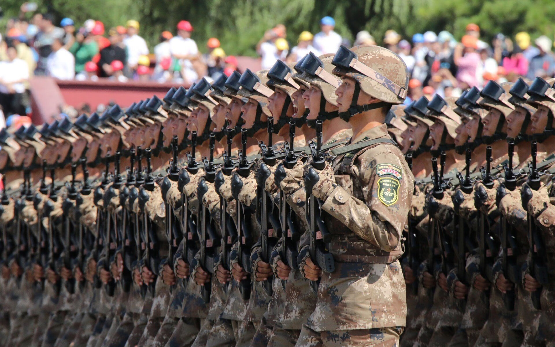 跳水动作连贯性增强，稳定性提升，跳水连续动作